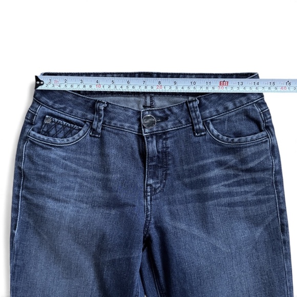 DKNY Jeans Bootcut Denim – Quilted Pocket Detail – Size 6 - Picture 5 of 6